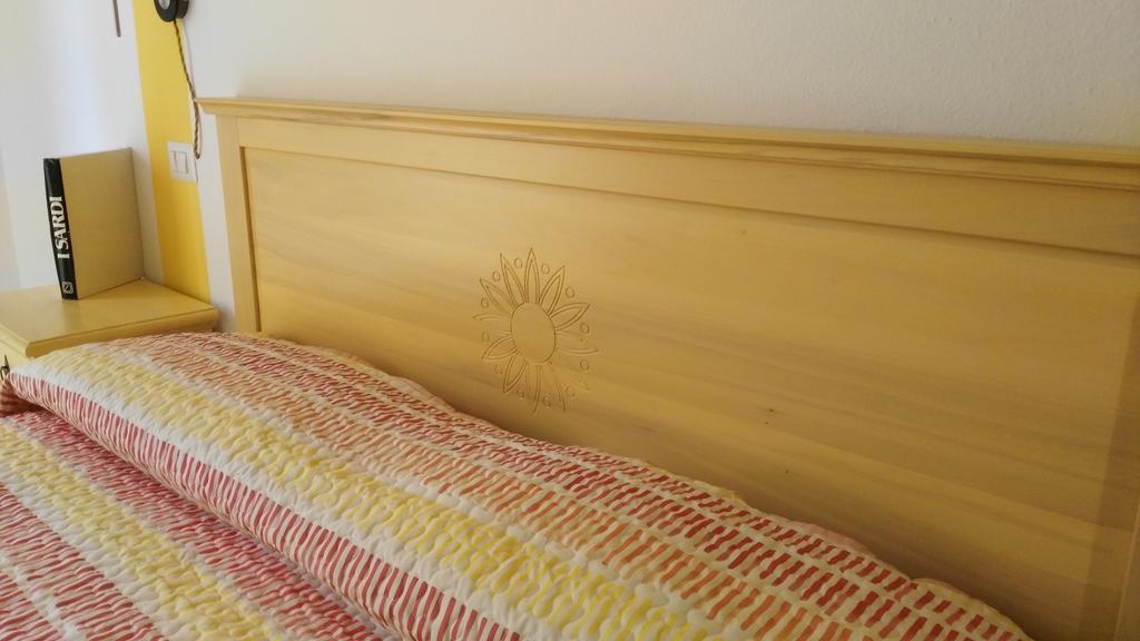 B&B Sa Zodia Guest House Bitti Quarto foto